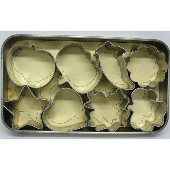 Pampered Chef Cookie Cutters Set Mini Metal Box Heart Shamrock Pumpkin #655 - Picture 1 of 7
